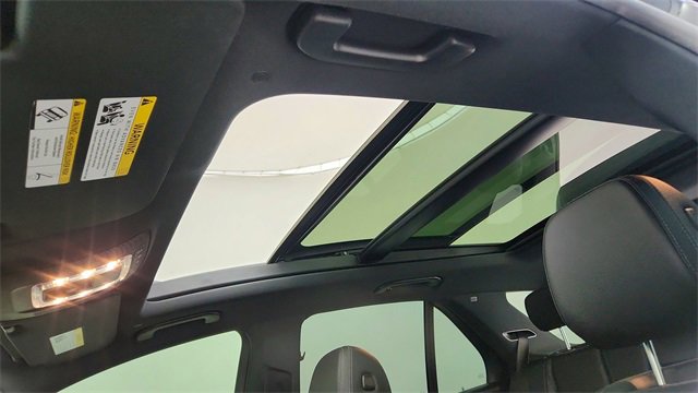 Used 2023 Mercedes-Benz GLE 450 4MATIC w/ AMG Line Exterior image 58