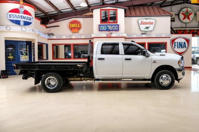 Used 2024 RAM 3500 Tradesman w/ Chrome Appearance Group AWD/4WD image 10