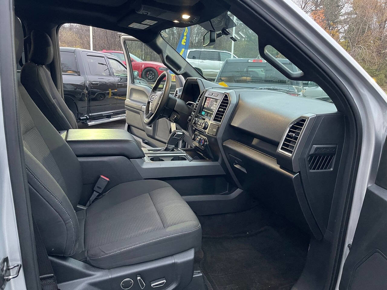 Used 2016 Ford F150 XLT w/ Equipment Group 302A Luxury image 33