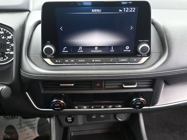 Used 2024 Nissan Rogue SV FWD image 15