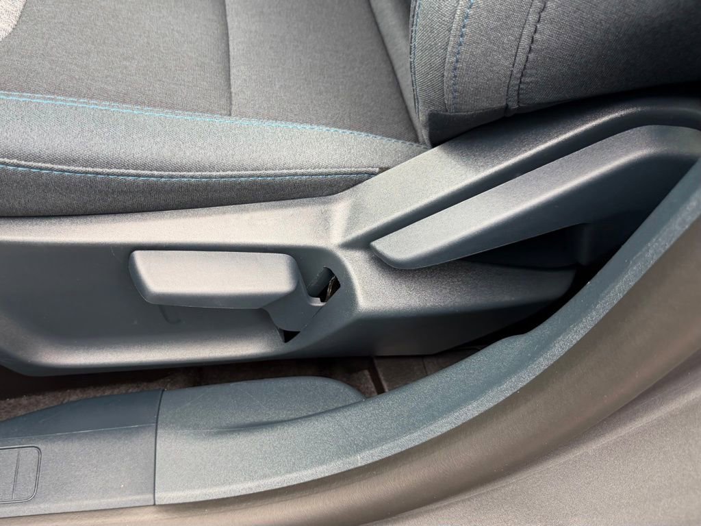 Used 2025 Ford Maverick XLT w/ Equipment Group 302A image 18