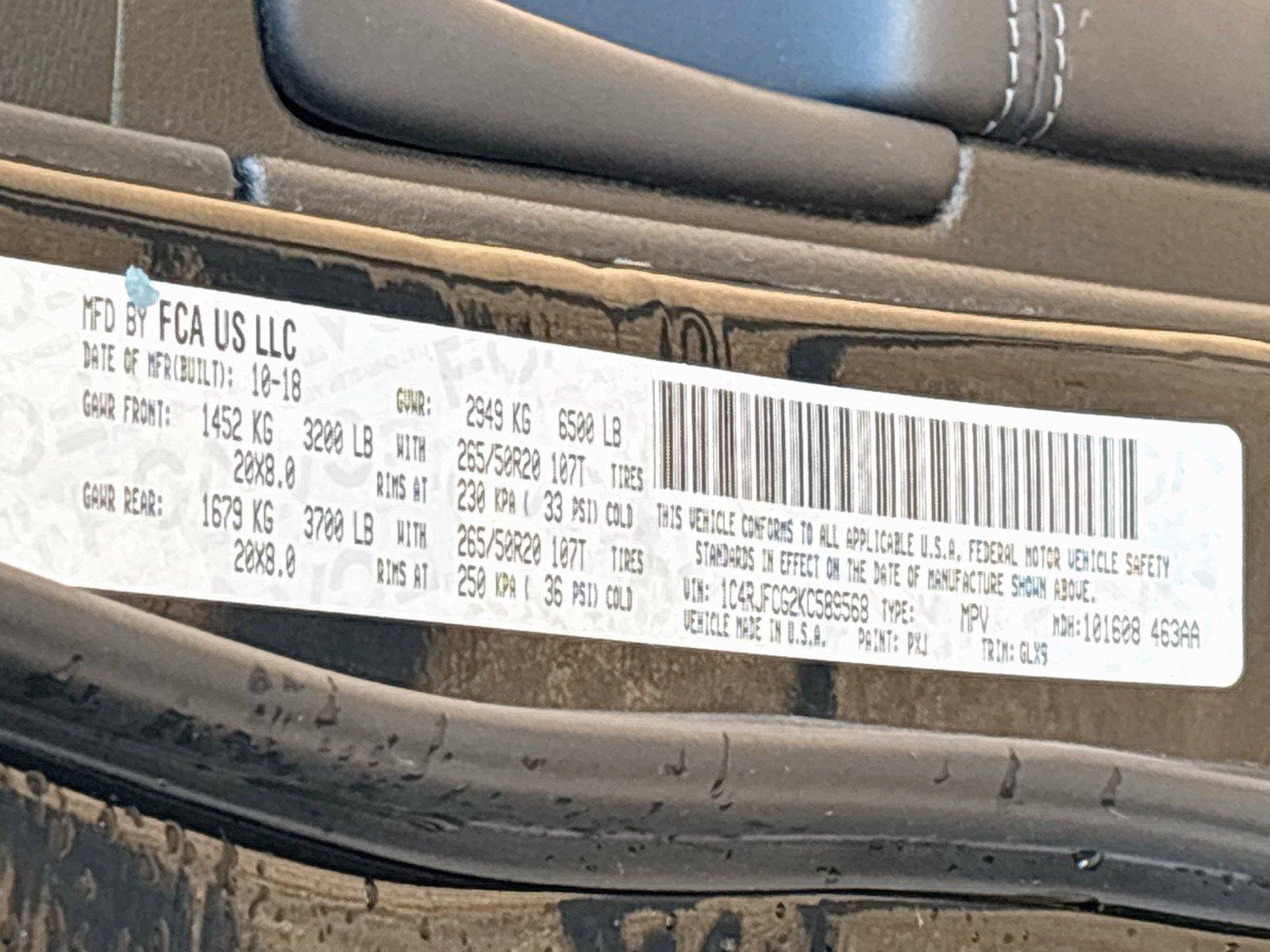 Used 2019 Jeep Grand Cherokee Overland AWD/4WD image 24