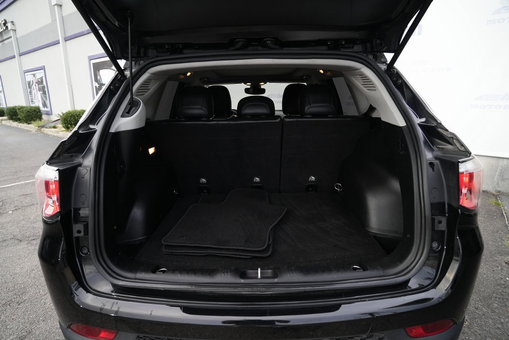 Used 2018 Jeep Compass Limited w/ Navigation Group image 15