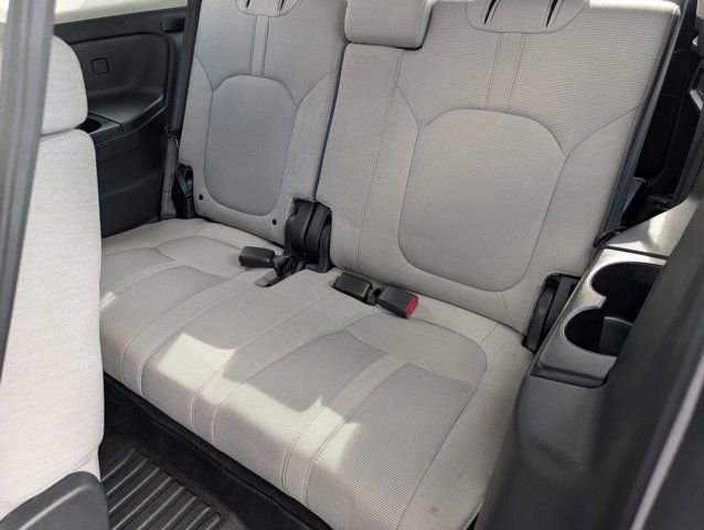 Used 2023 Honda Pilot LX image 26