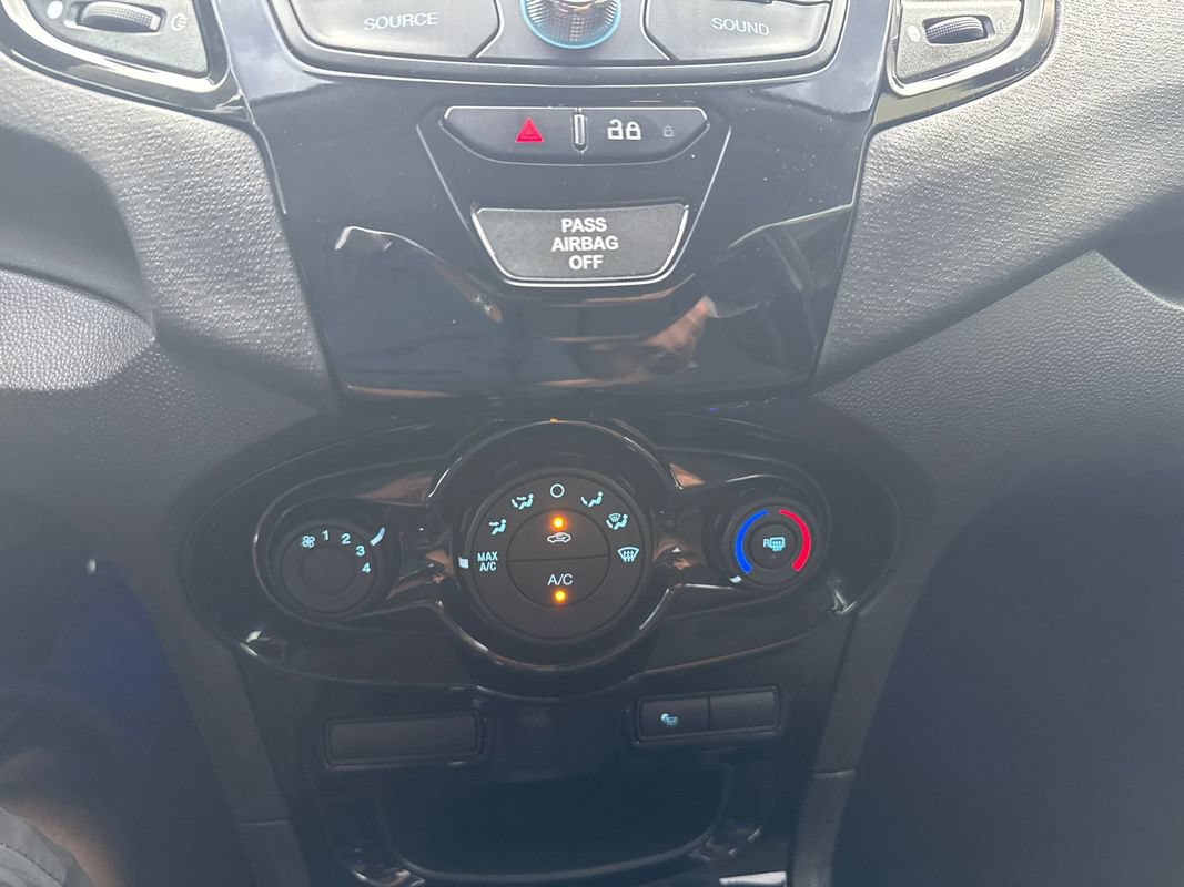 Used 2019 Ford Fiesta ST-Line FWD image 29