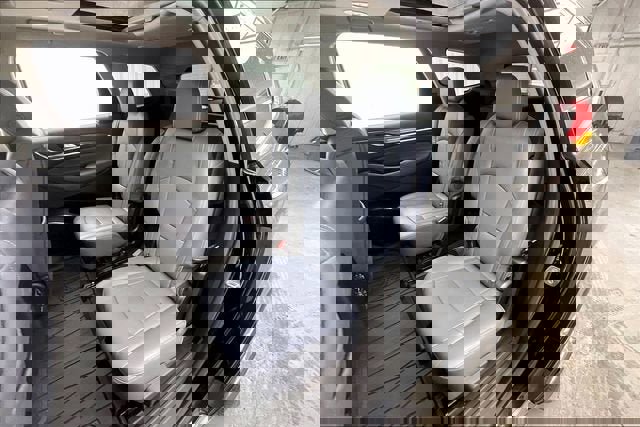 Certified 2021 Buick Enclave Premium w/ Sun and Sites Package image 20