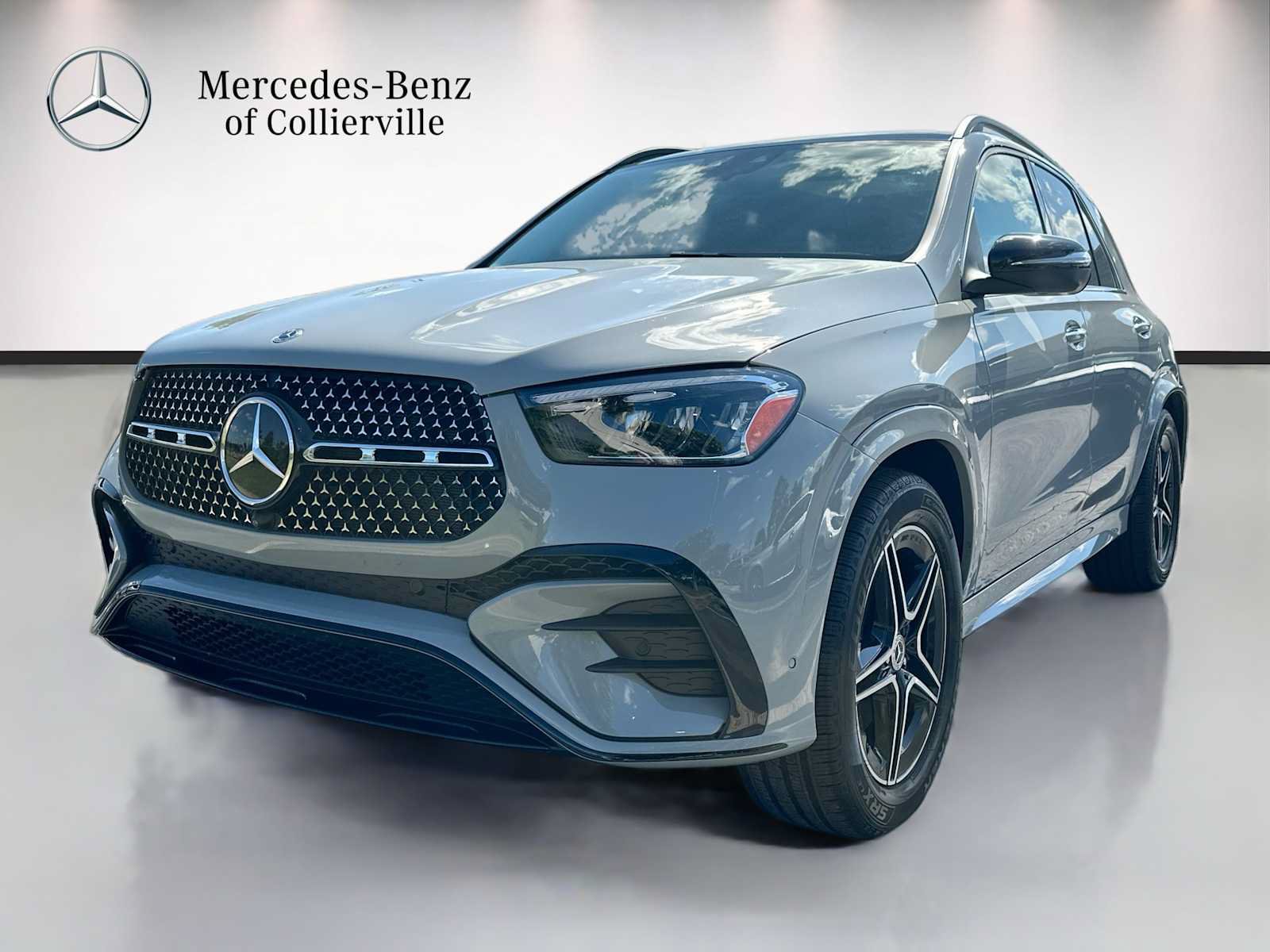Used 2025 Mercedes-Benz GLE 350 4MATIC w/ AMG Line Exterior