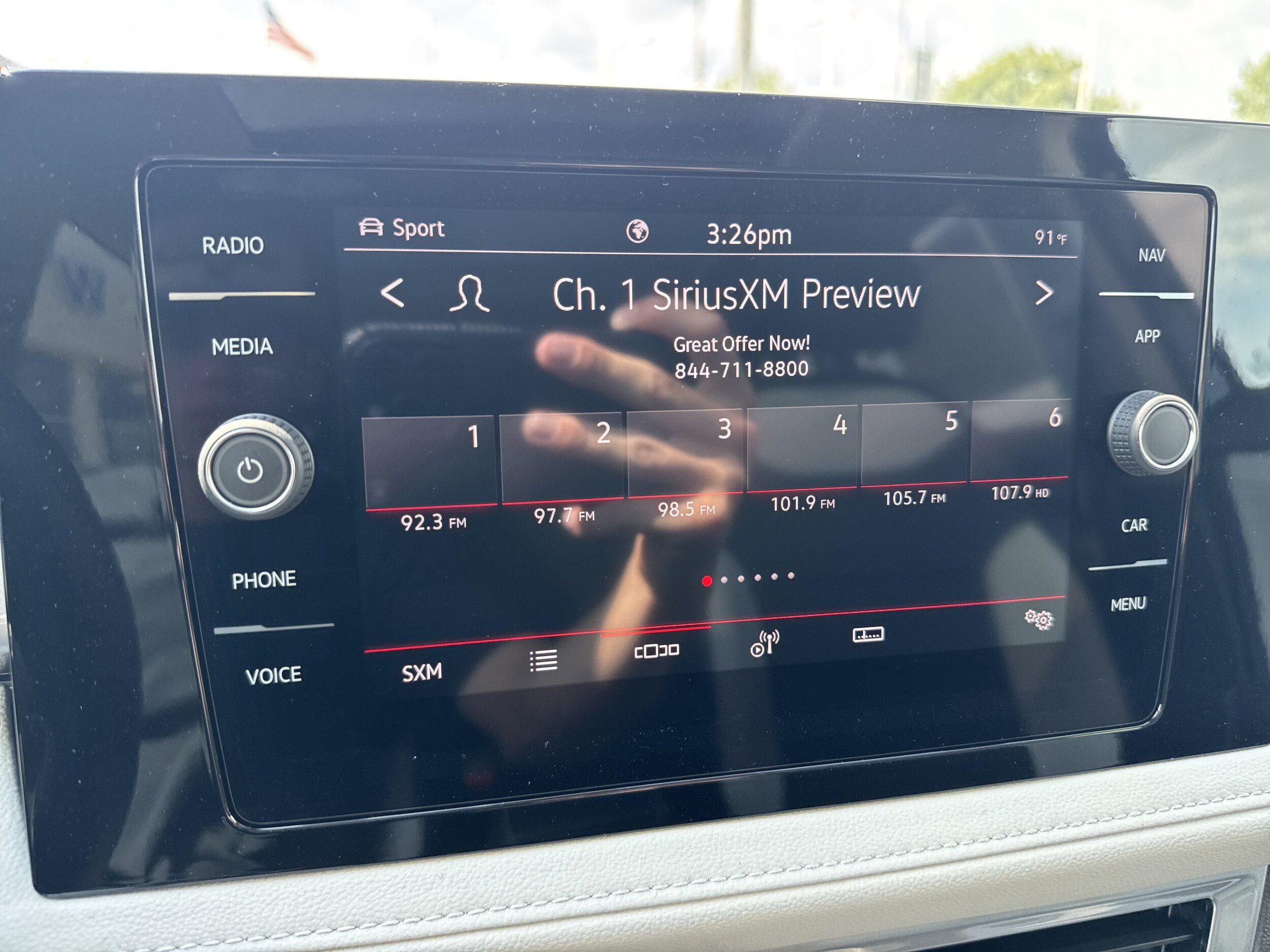 New 2026 Volkswagen Taos SEL AWD/4WD image 18