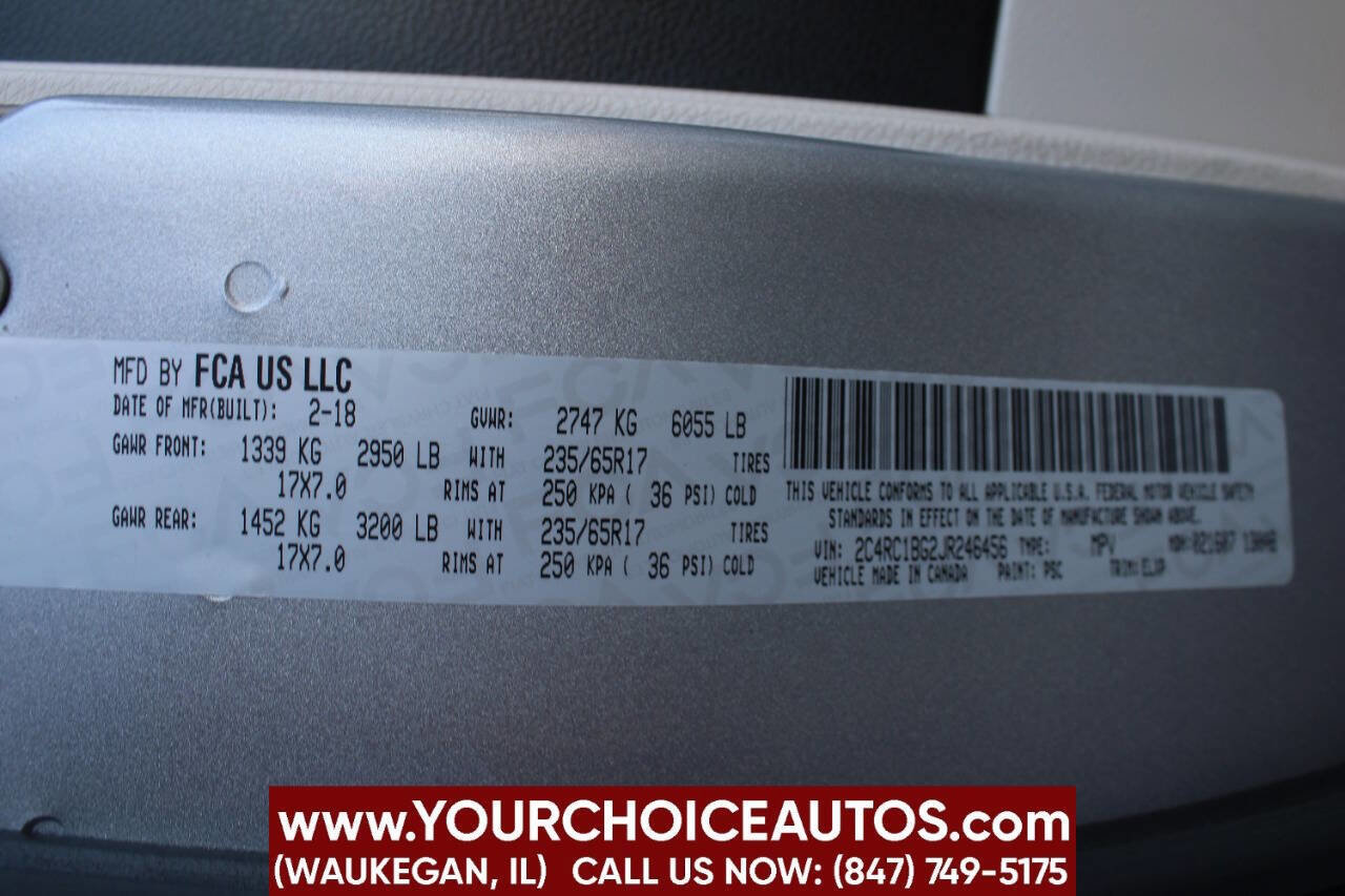 Used 2018 Chrysler Pacifica Touring-L image 29