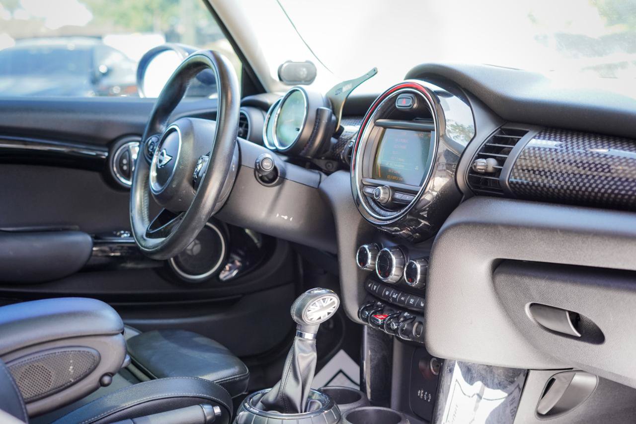 Used 2015 MINI Cooper S FWD image 10