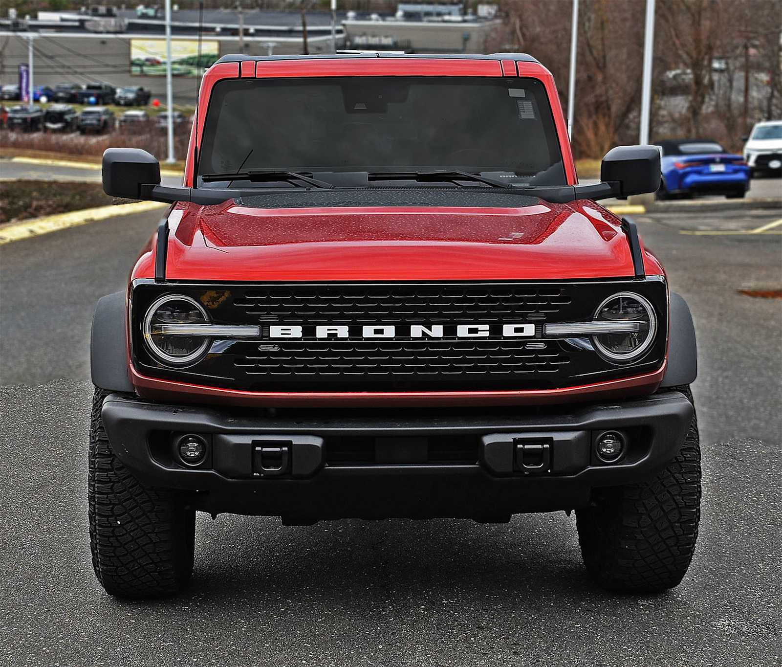 Used 2023 Ford Bronco Wildtrak image 8