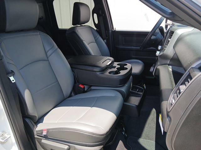 New 2026 RAM 3500 Tradesman AWD/4WD image 32