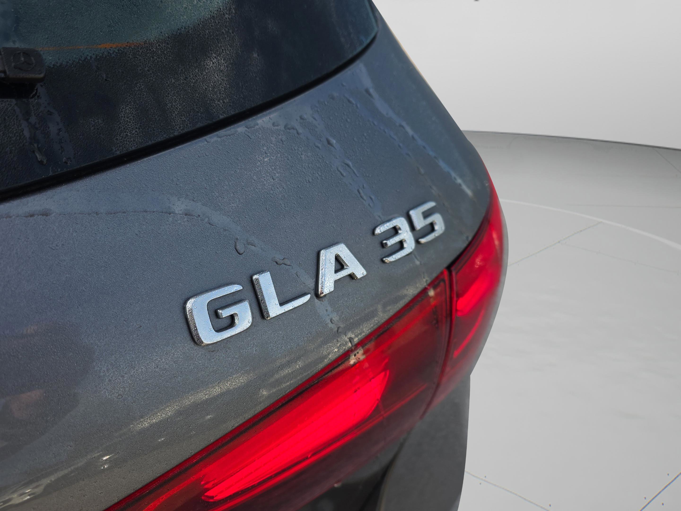 Used 2026 Mercedes-Benz GLA 35 AMG 4MATIC image 31