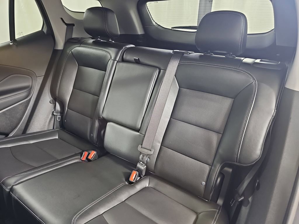 Certified 2024 GMC Terrain SLT w/ LPO, Floor Liner Package image 18