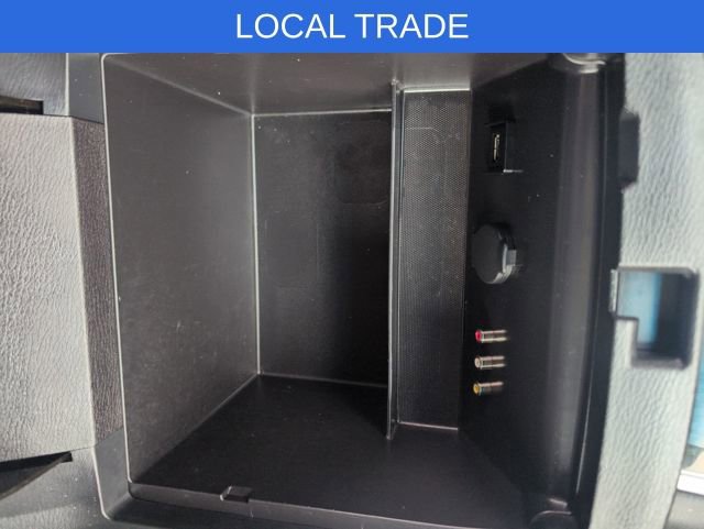 Used 2016 Nissan Pathfinder SV w/ SV Cold Weather Package image 29