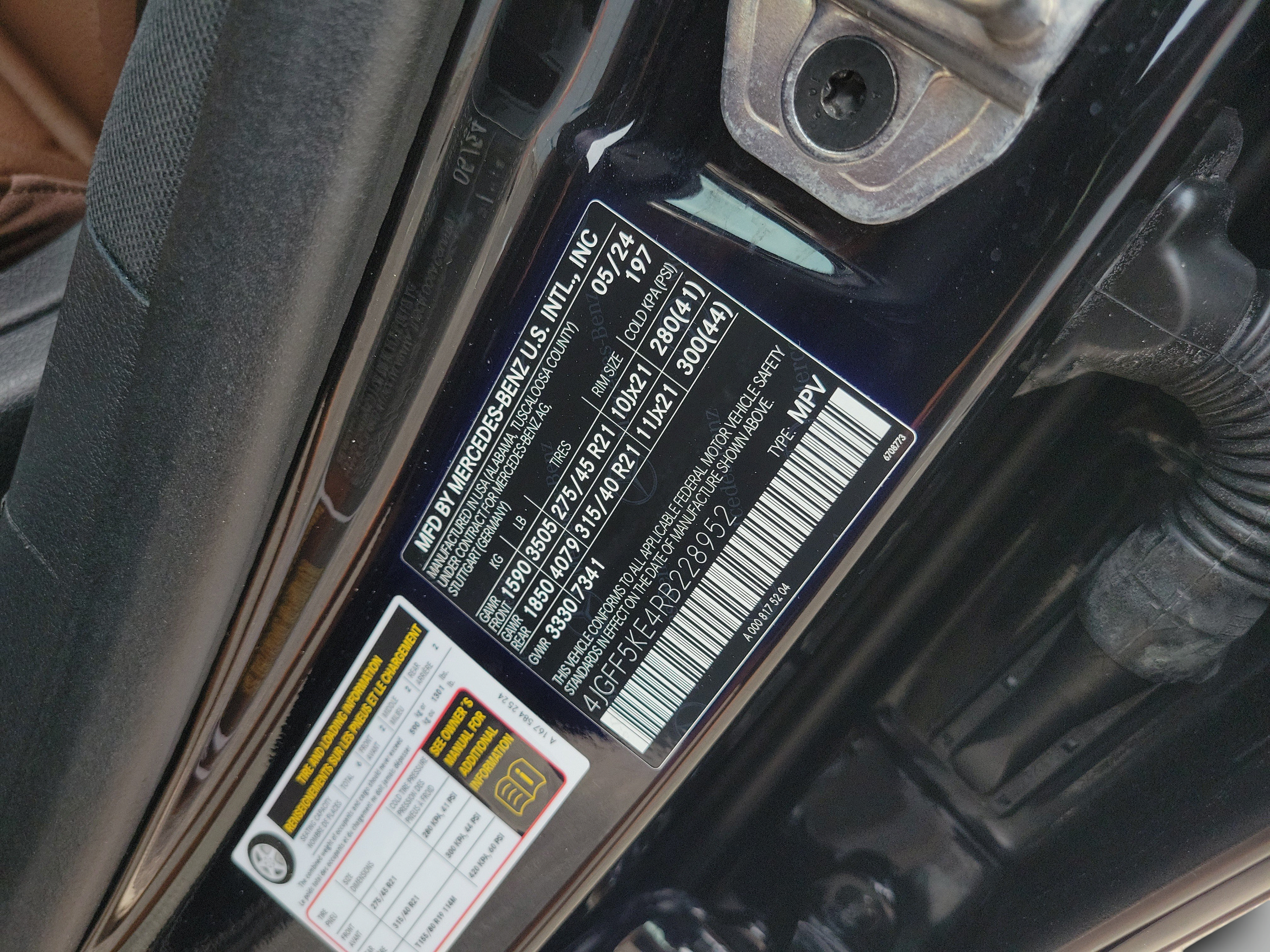 Certified 2024 Mercedes-Benz GLS 450 4MATIC image 36