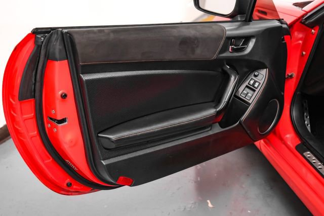 Used 2017 Toyota 86 860 Special Edition RWD image 35