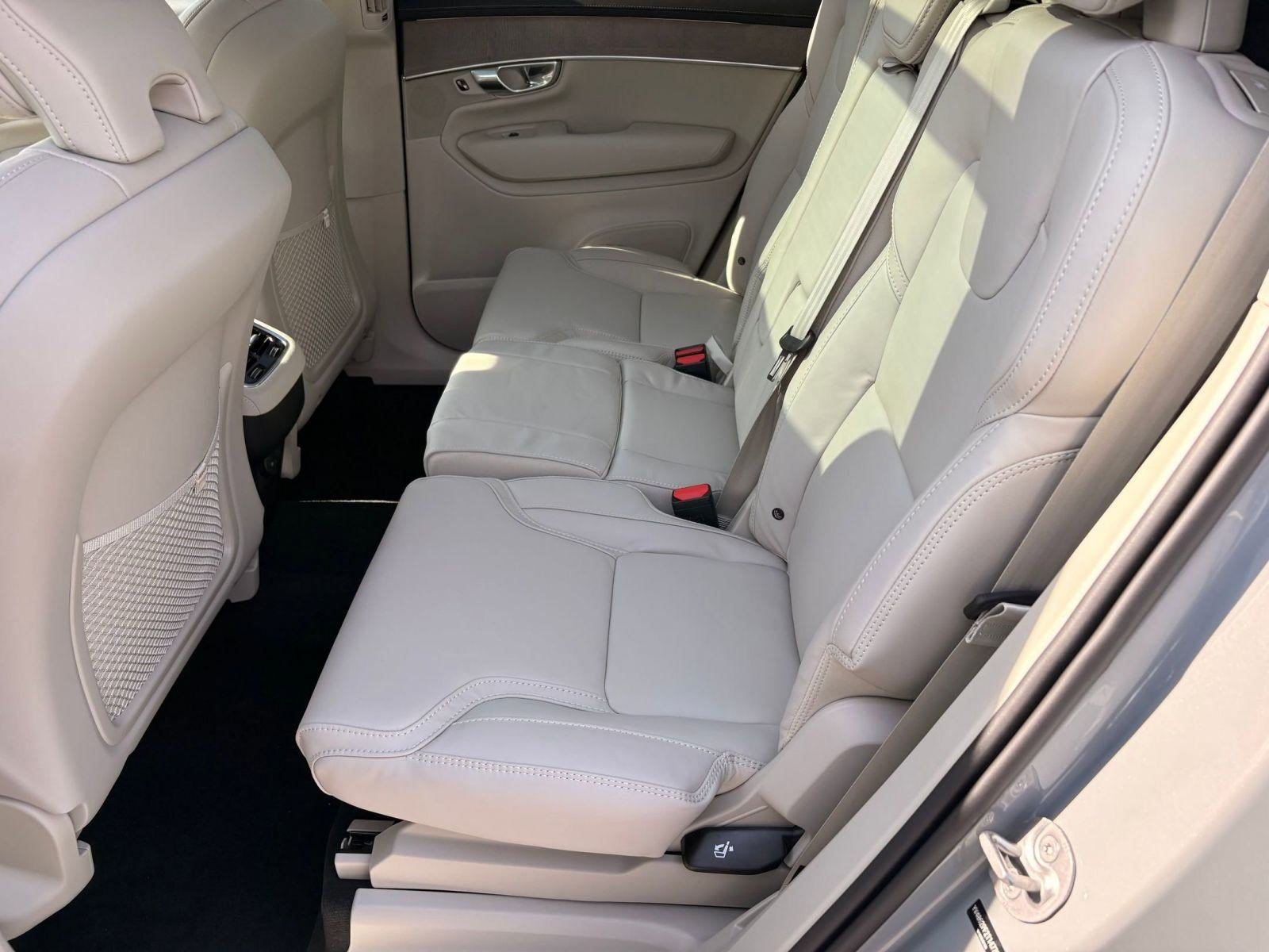New 2026 Volvo XC90 B6 Ultra w/ Protection Package AWD/4WD image 14