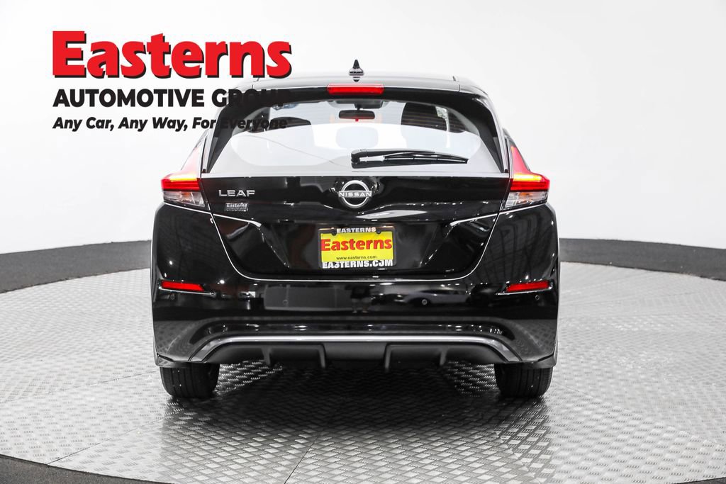 Used 2023 Nissan Leaf S image 6