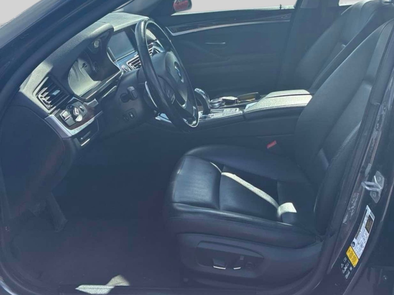 Used 2016 BMW 528i xDrive Sedan image 2