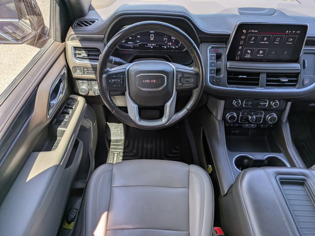 Used 2023 GMC Yukon XL SLT AWD/4WD image 17