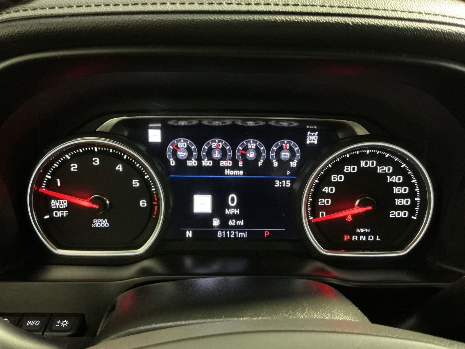 Used 2020 Chevrolet Silverado 1500 High Country w/ Technology Package AWD/4WD image 18