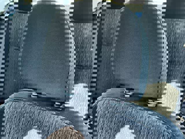 Used 2015 Nissan Sentra SV image 25