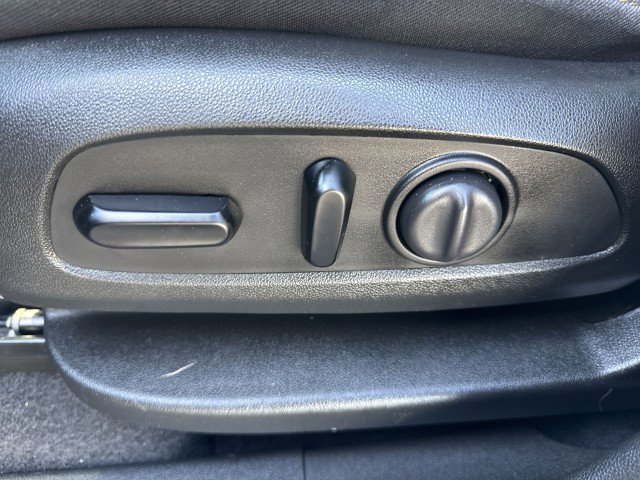 Used 2021 Chevrolet Equinox LT image 14