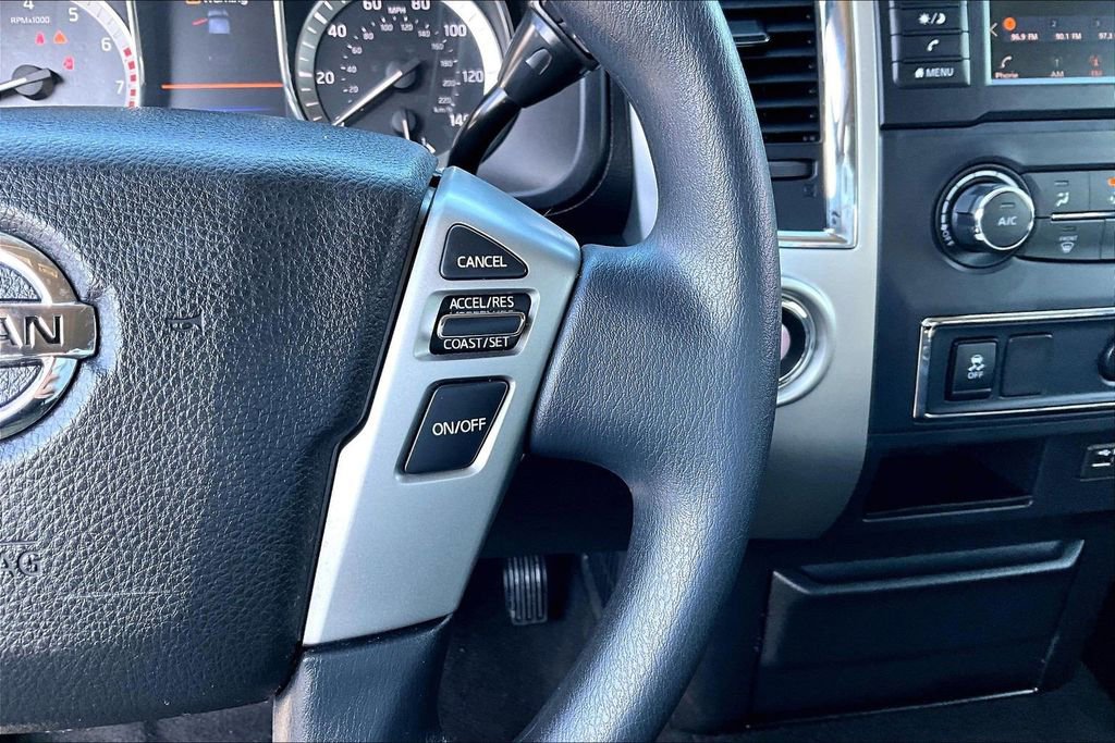 Used 2019 Nissan Titan SV RWD image 26
