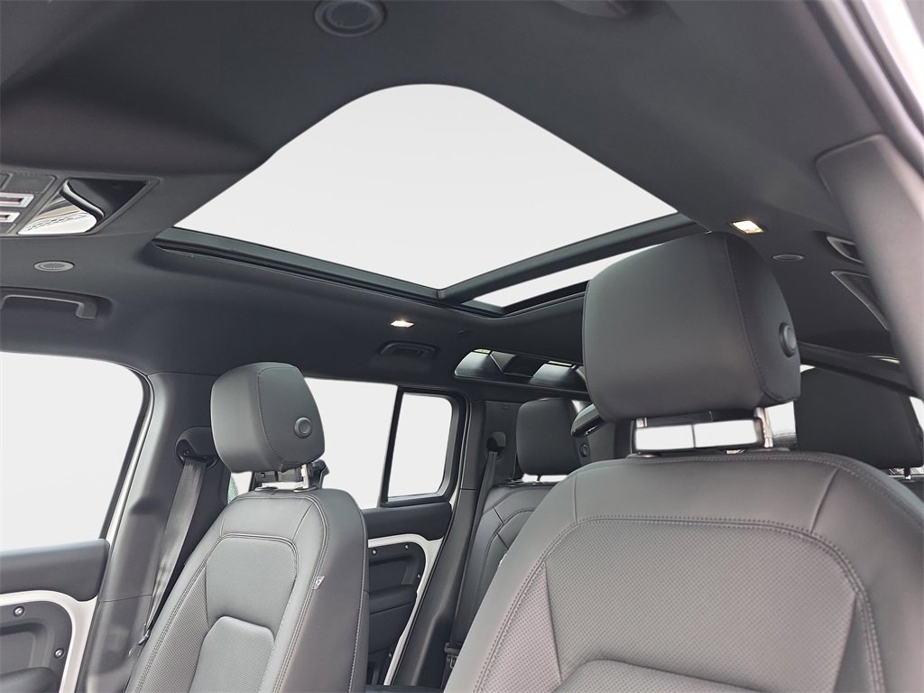 New 2026 Land Rover Defender 110 S image 29