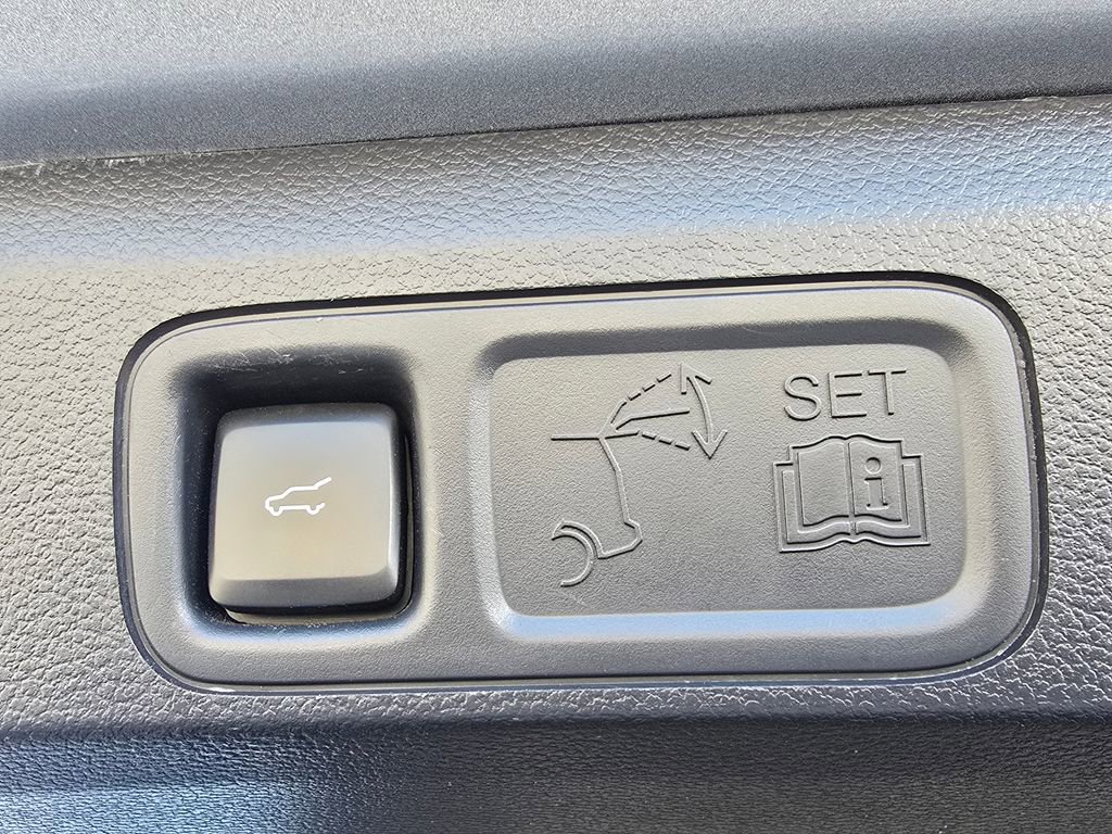 Used 2024 Ford Expedition Max Limited image 37