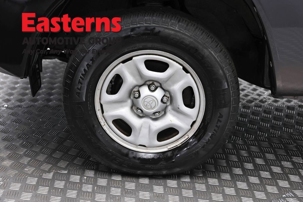 Used 2015 Toyota Tacoma 2WD Access Cab image 31