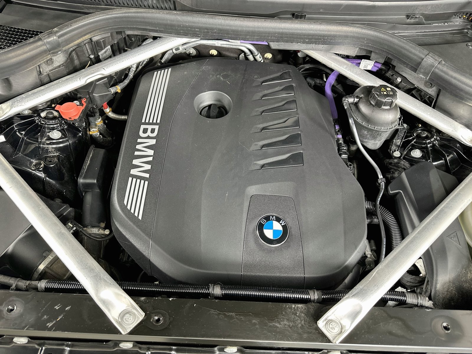 Used 2025 BMW X5 xDrive40i AWD/4WD image 13