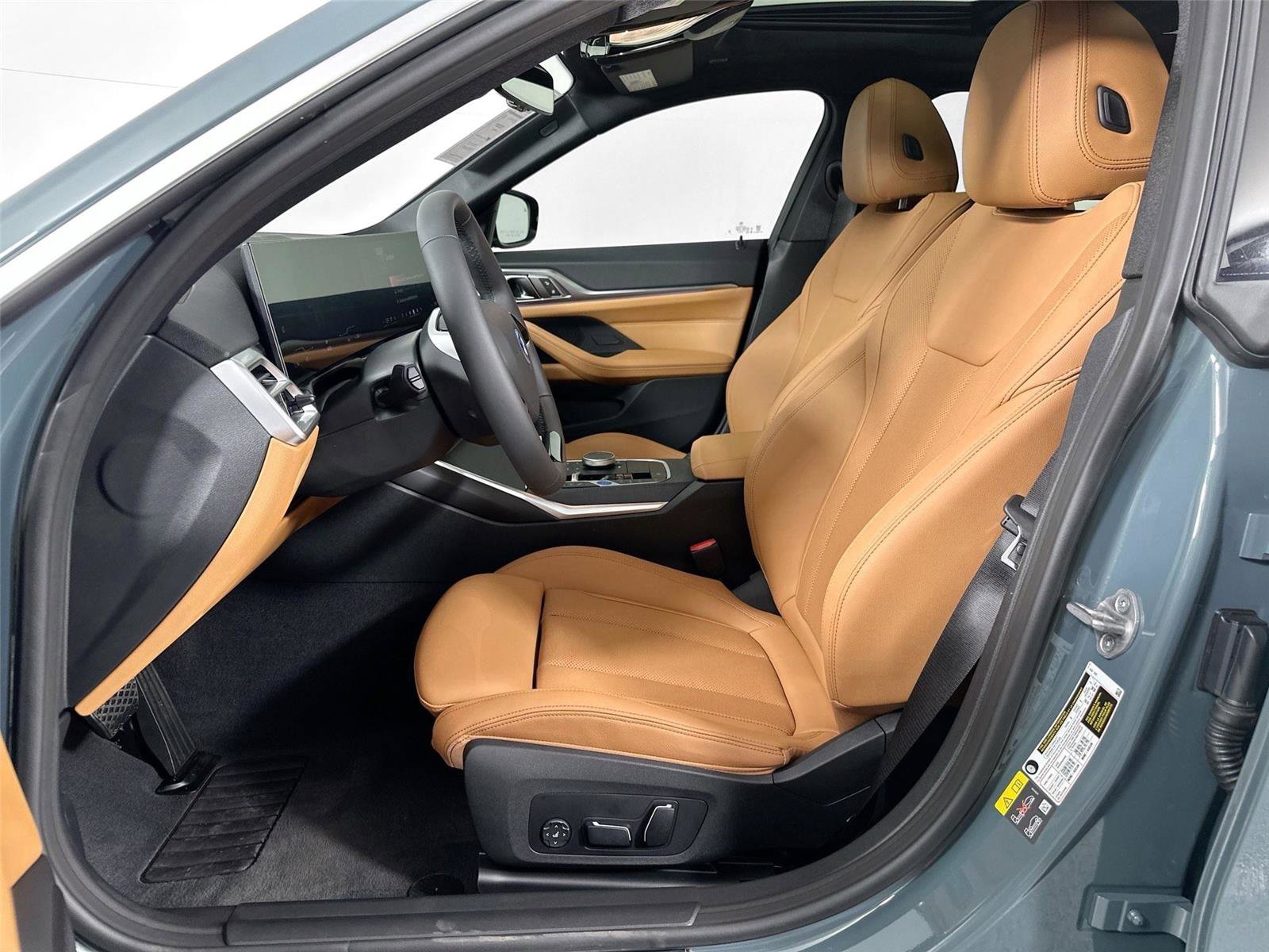 Certified 2025 BMW i4 eDrive40 w/ Parking Assistance Package RWD image 17