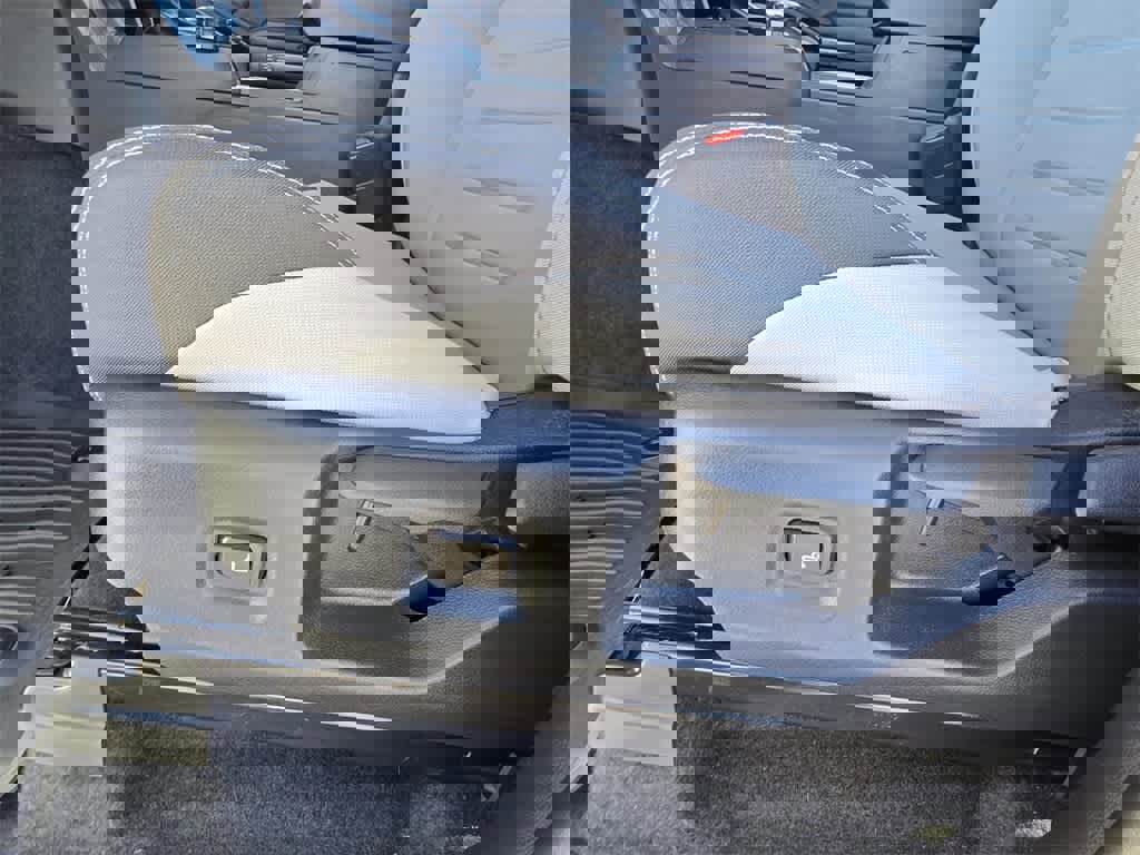 Used 2024 Toyota Tacoma TRD Sport image 13