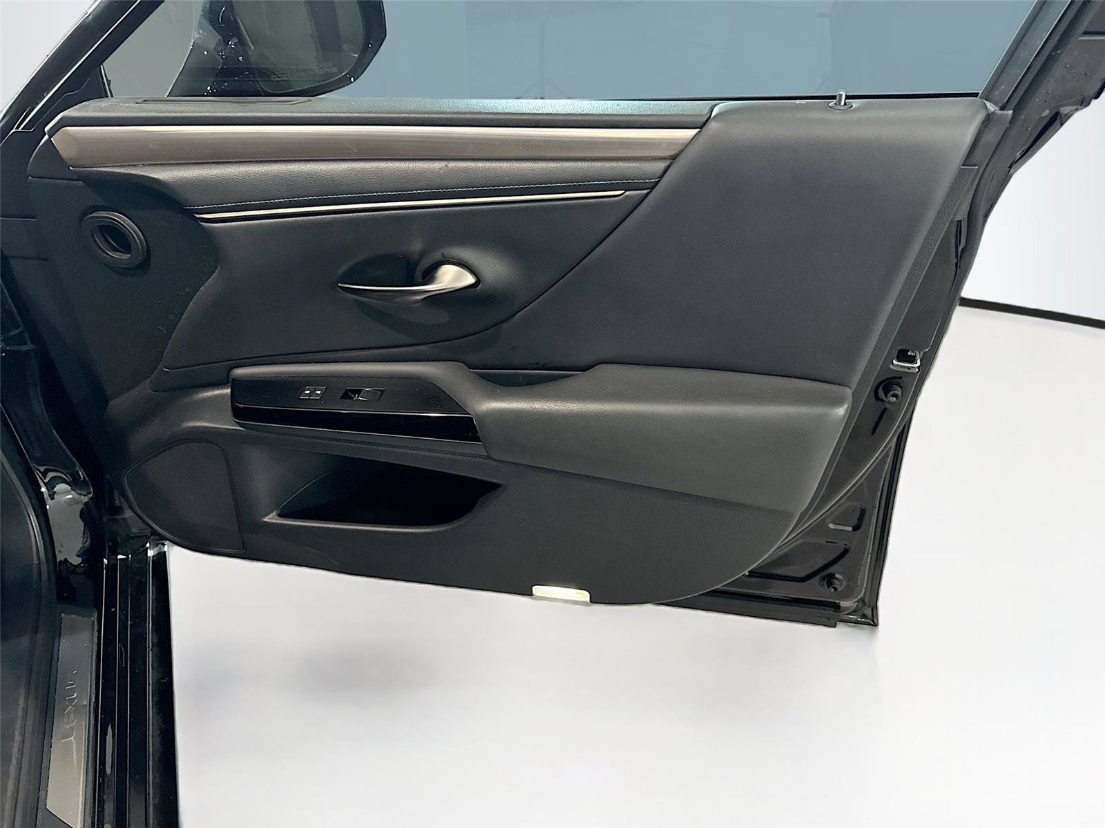 Used 2022 Lexus ES 350 F Sport w/ Accessory Package 2 image 16