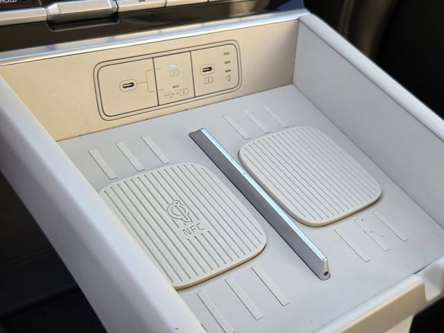 Used 2025 Hyundai Santa Fe SEL FWD image 28