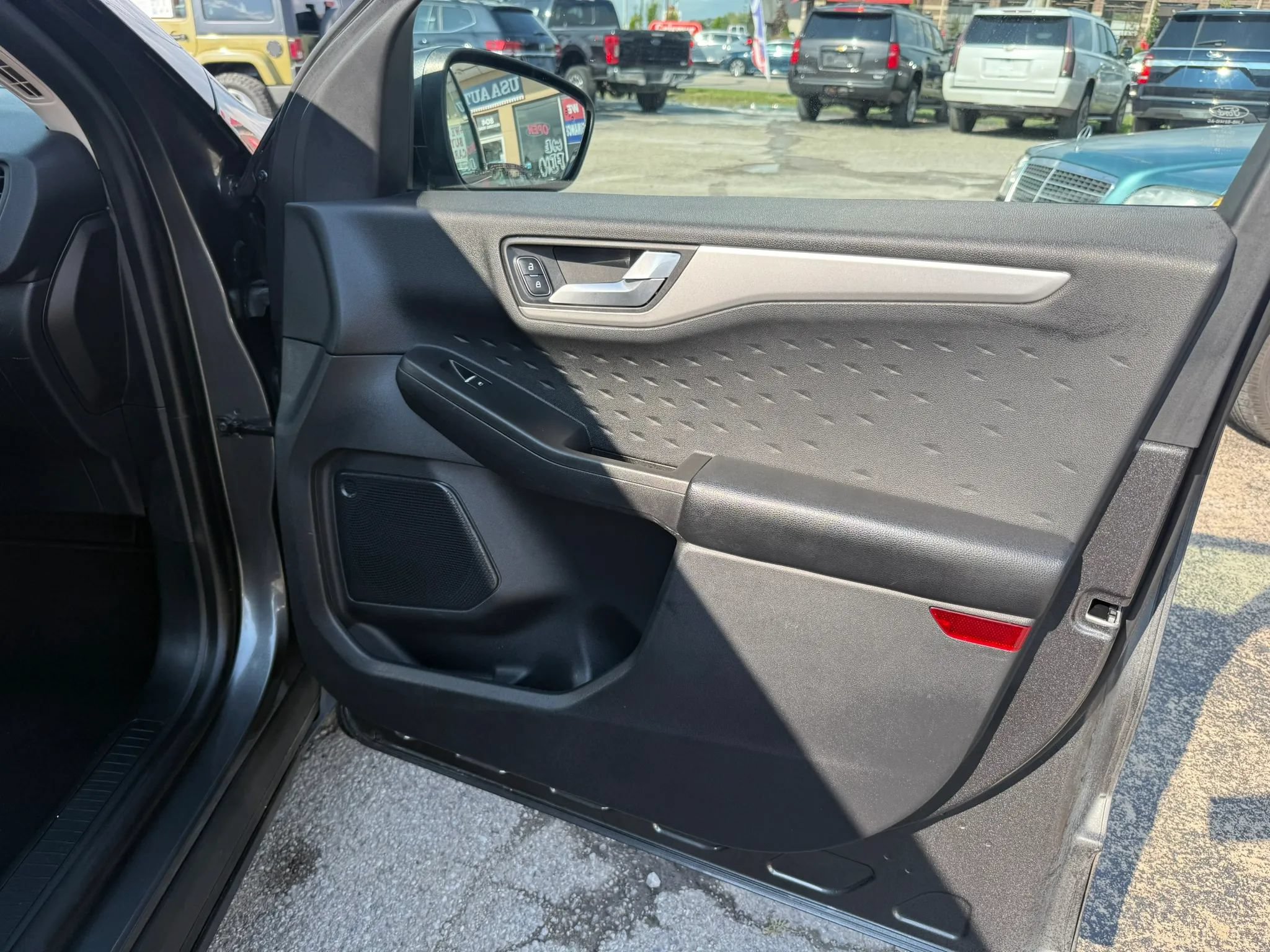 Used 2020 Ford Escape SEL AWD/4WD image 20