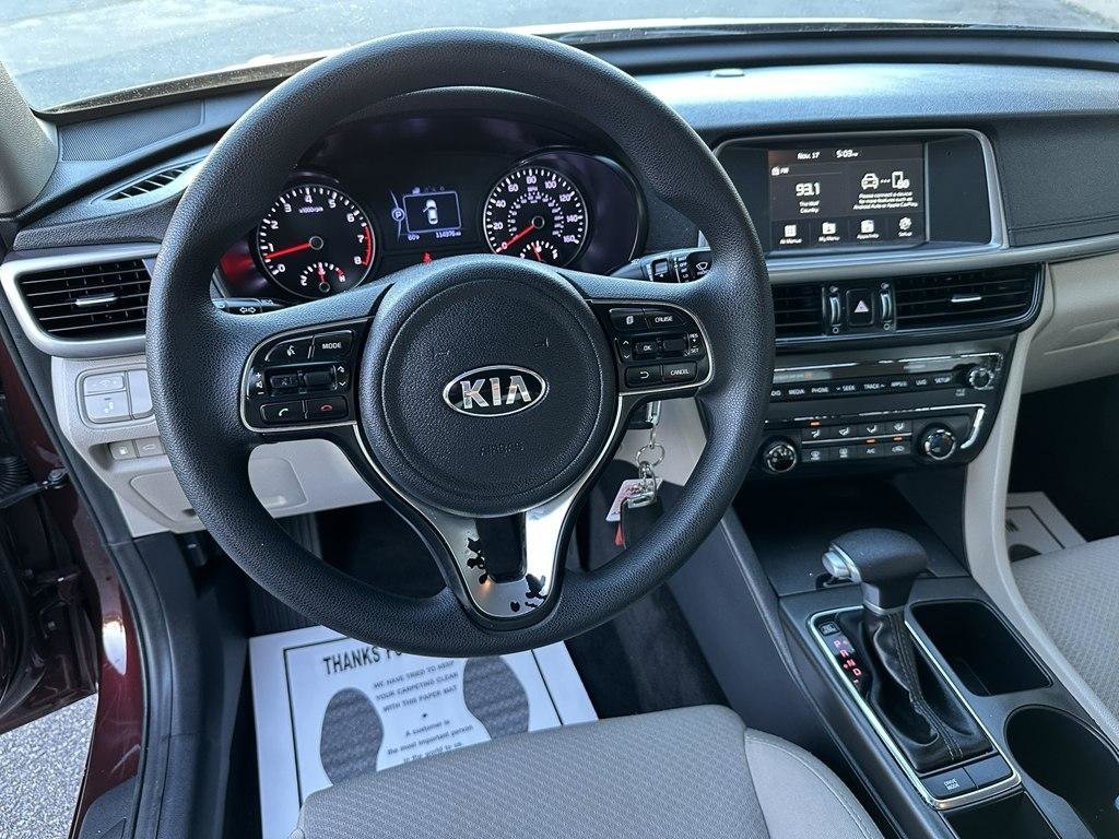 Used 2018 Kia Optima LX w/ 17" Alloy Wheels Package FWD image 18