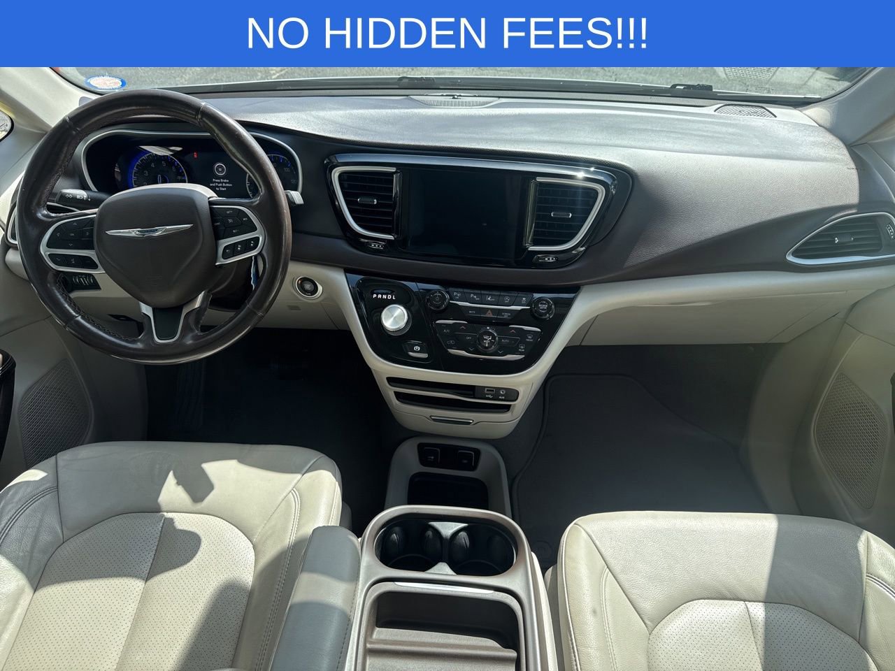 Used 2020 Chrysler Pacifica Touring-L w/ Advanced Safetytec Group FWD image 18