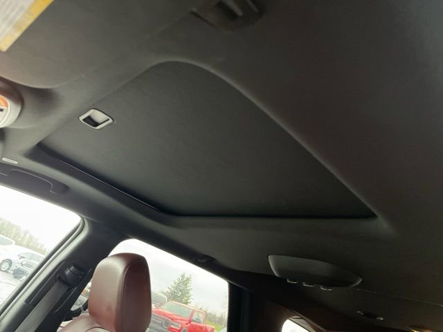 Used 2025 Dodge Durango GT image 8