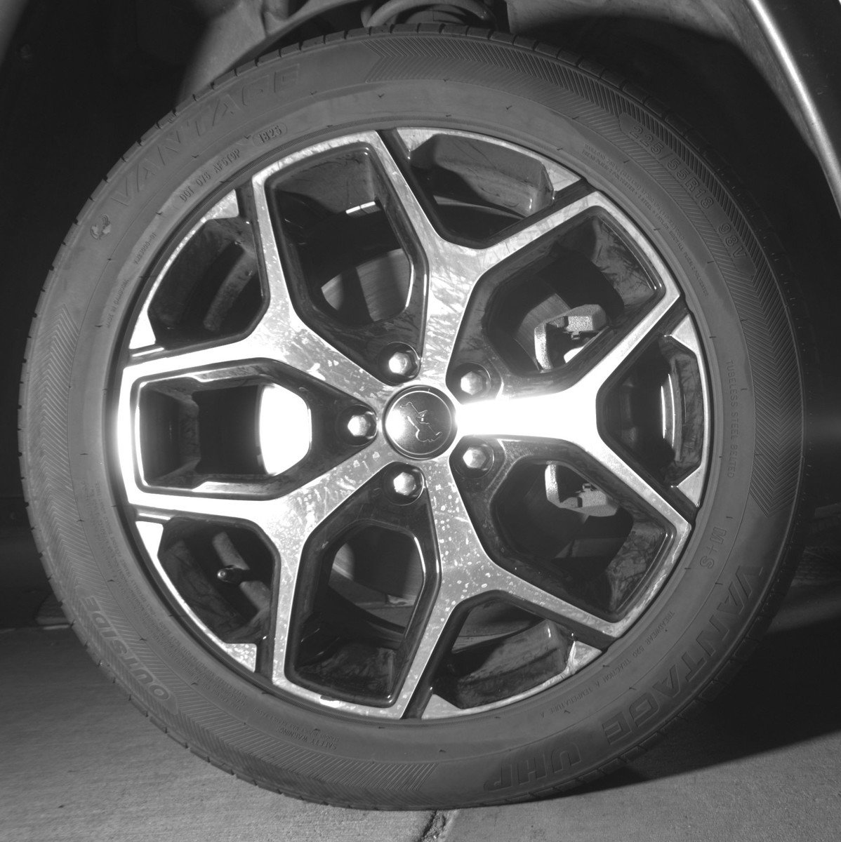 Used 2025 Jeep Compass Limited image 13