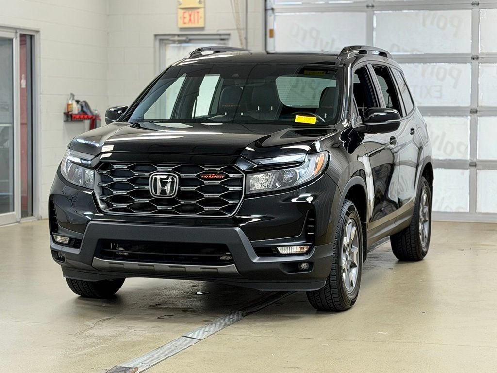 Used 2022 Honda Passport TrailSport image 3