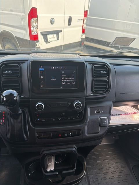 Used 2023 RAM ProMaster 3500 FWD image 11