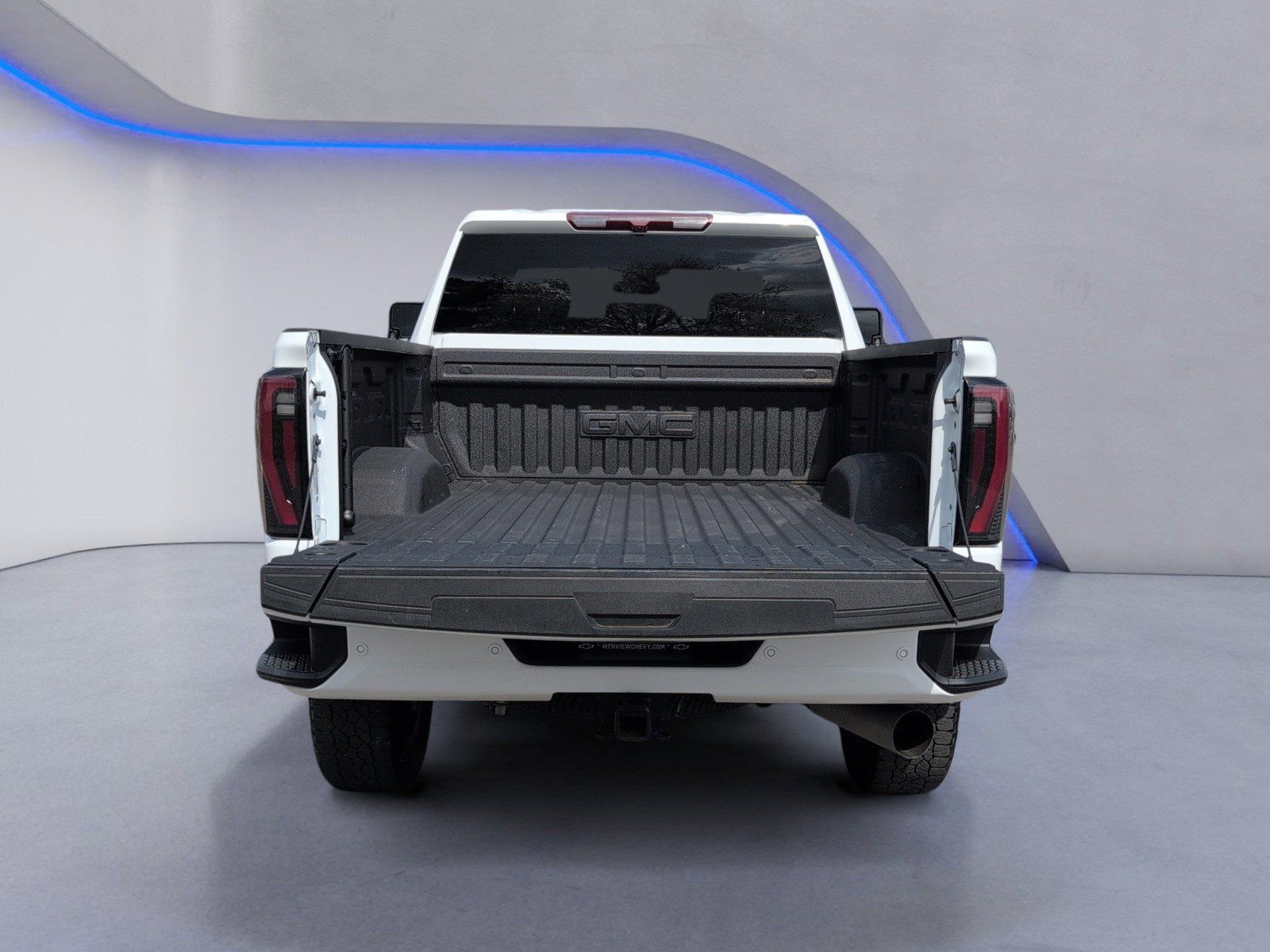 Certified 2025 GMC Sierra 2500 AT4 image 14