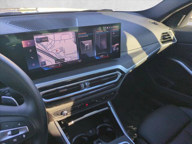Used 2024 BMW 330i Sedan w/ Convenience Package RWD image 15