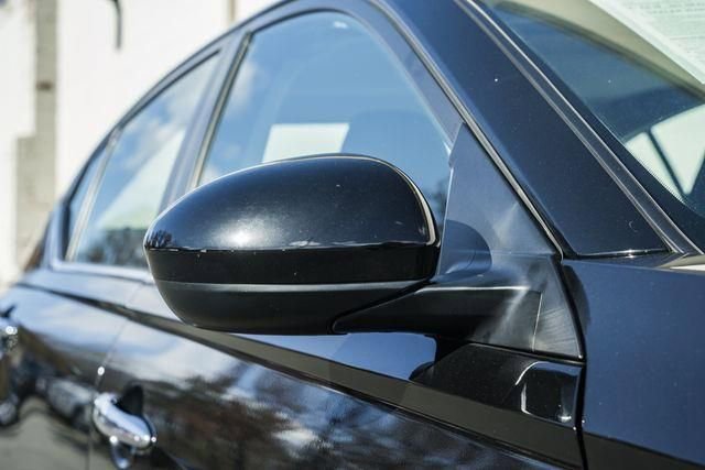 Used 2023 Nissan Altima 2.5 SV w/ SV Premium Package image 17