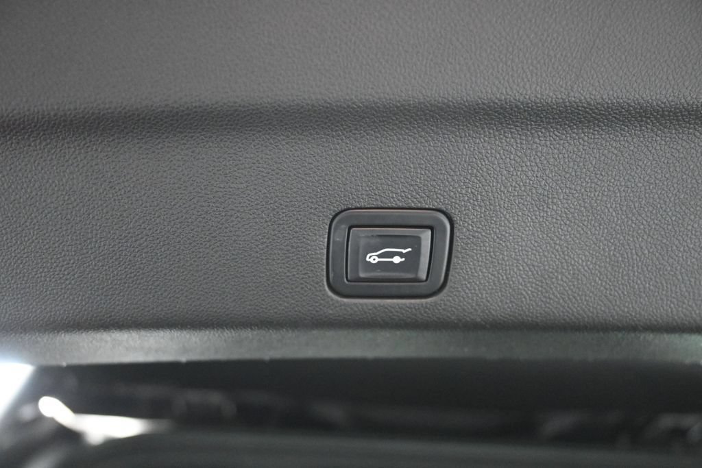Used 2021 Chevrolet Tahoe RST AWD/4WD image 25