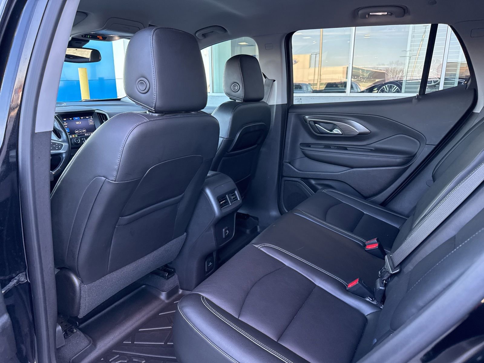 Used 2022 GMC Terrain SLT w/ Infotainment Package II image 15