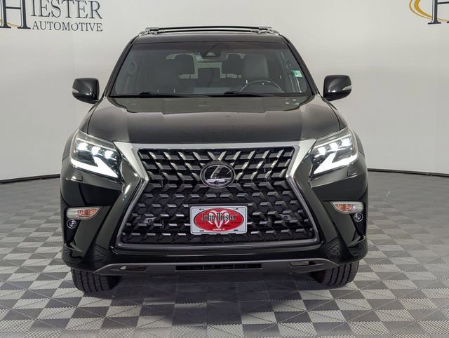 Used 2021 Lexus GX 460 Premium w/ Premium Package image 3